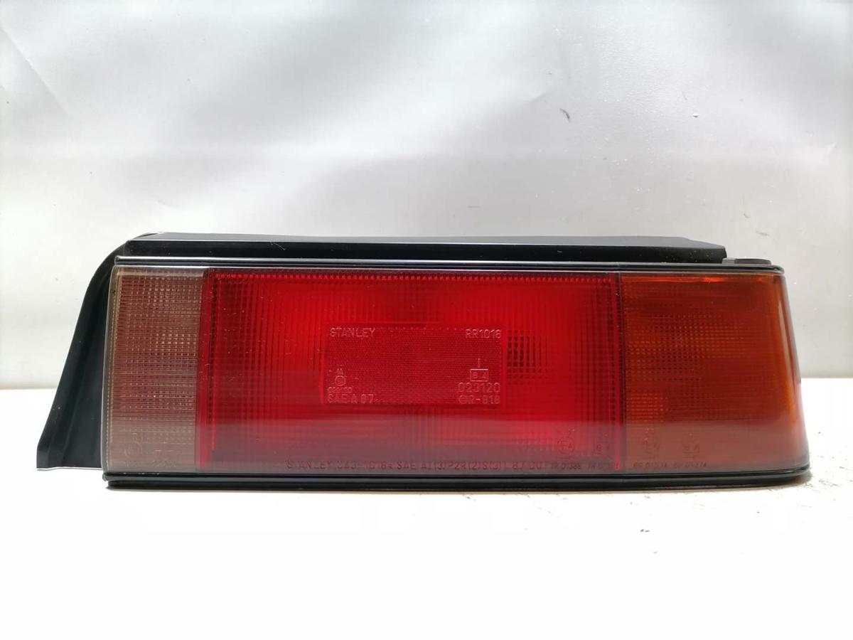 Mercedes Benz E-Klasse T 210 Kombi Bj.1997, Bremsleuchte 2108200456